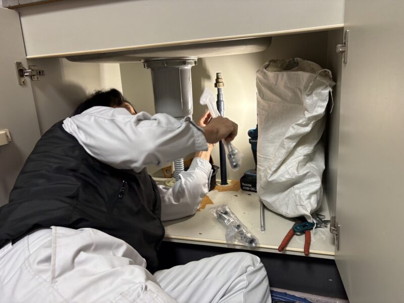 水道蛇口取り替え工事